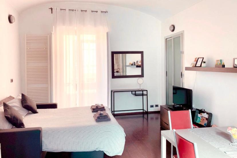Cozy Studio Apartment - Borgo Campidoglio Турин Экстерьер фото