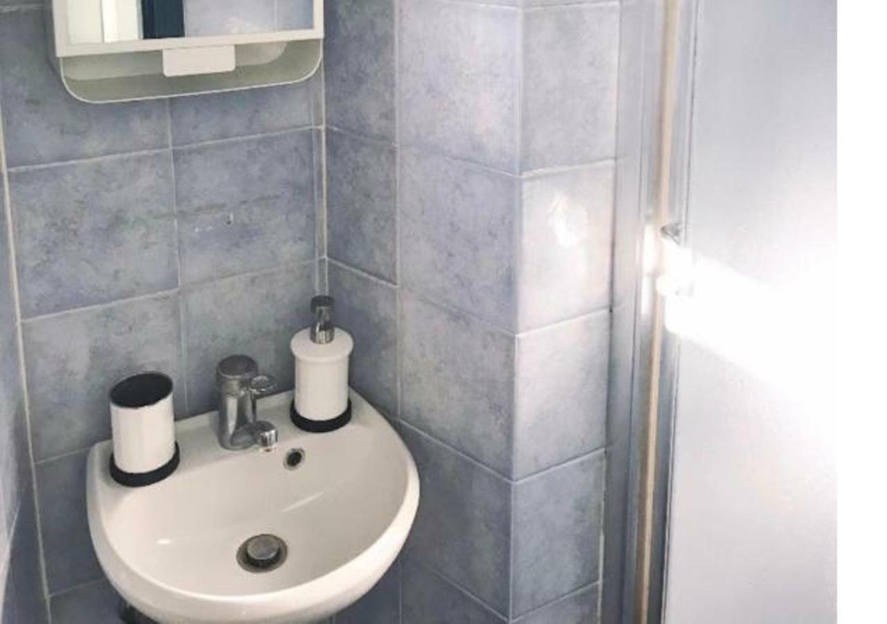 Cozy Studio Apartment - Borgo Campidoglio Турин Экстерьер фото